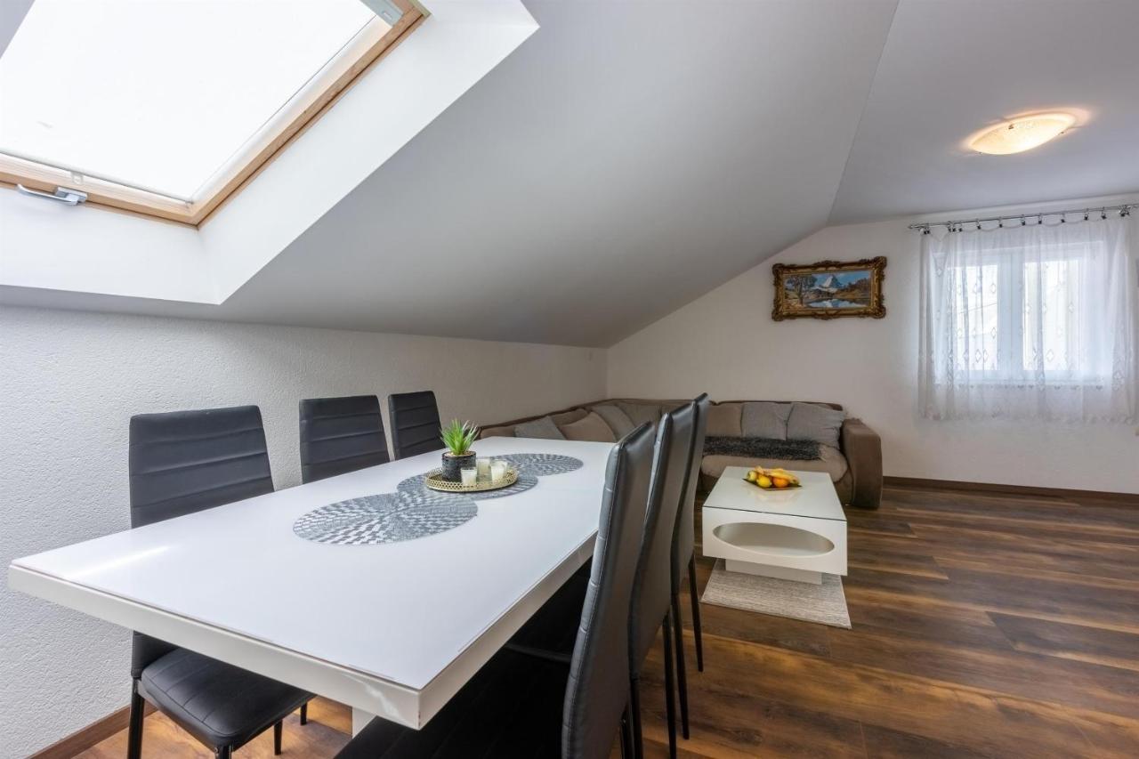 Apartments Mirela Crikvenica Kültér fotó