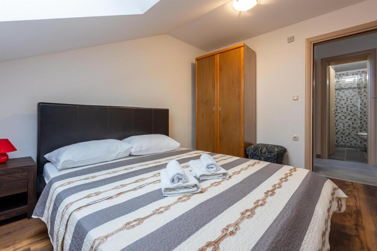Apartments Mirela Crikvenica Kültér fotó