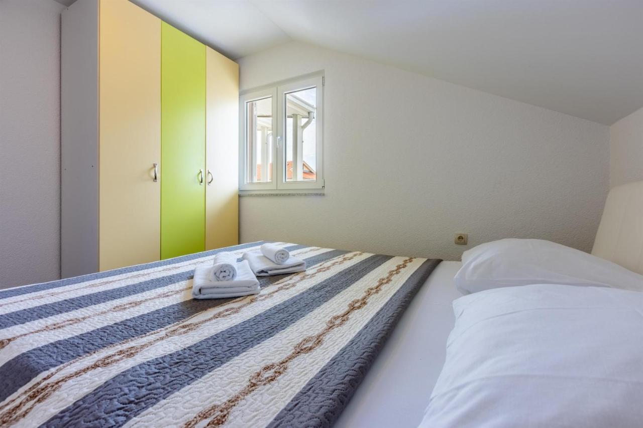Apartments Mirela Crikvenica Kültér fotó