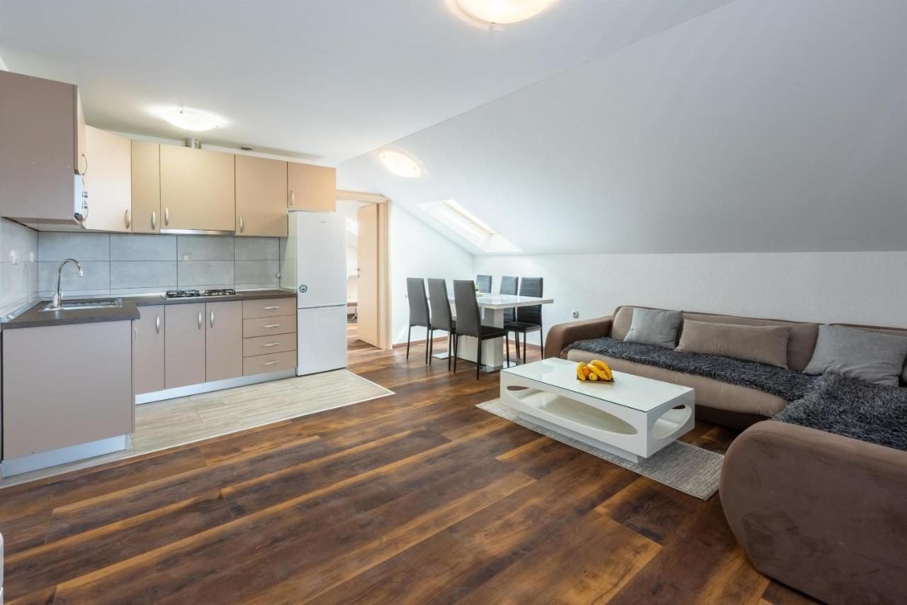Apartments Mirela Crikvenica Kültér fotó
